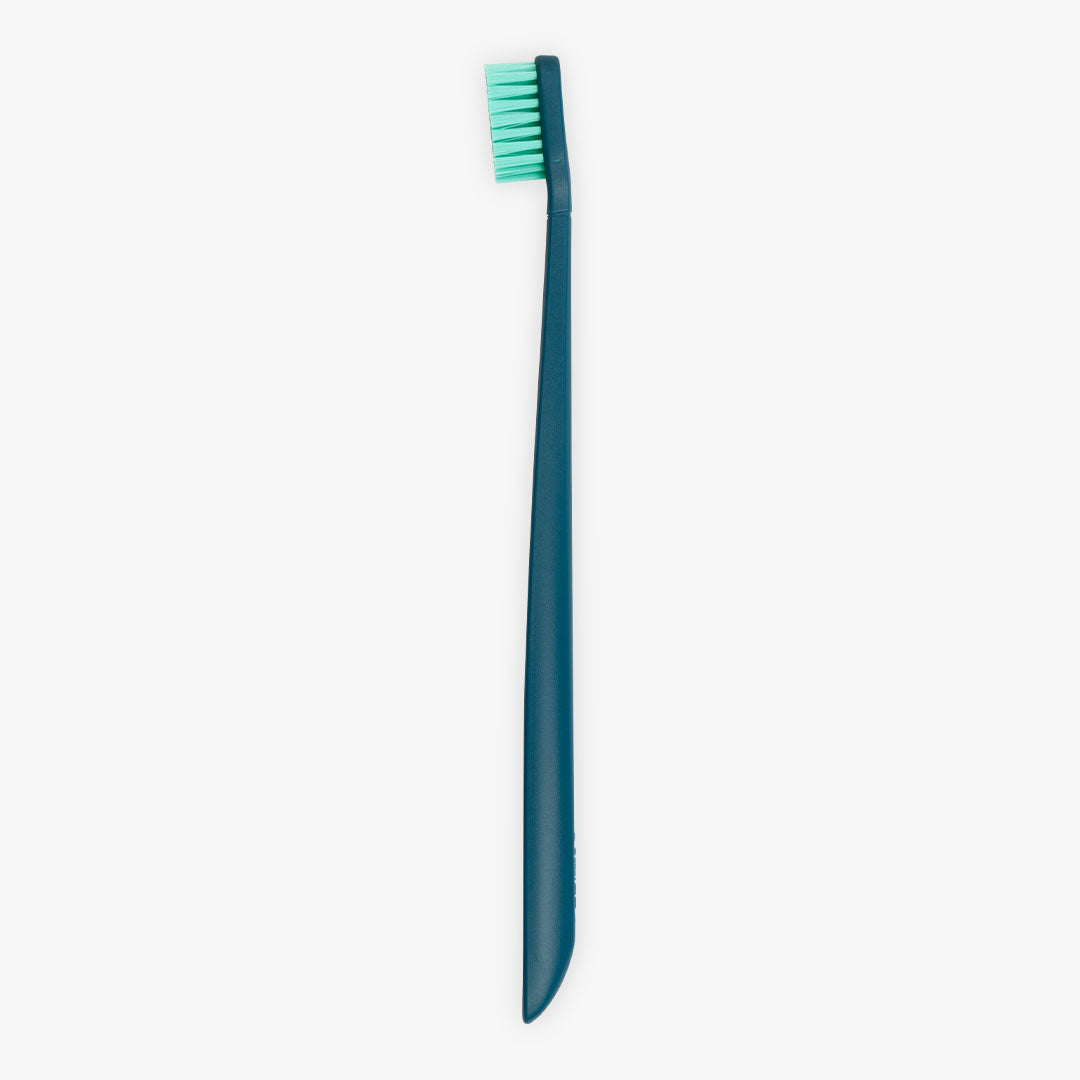 Flipper | Soft Bristles Toothbrush | Twigo Adult