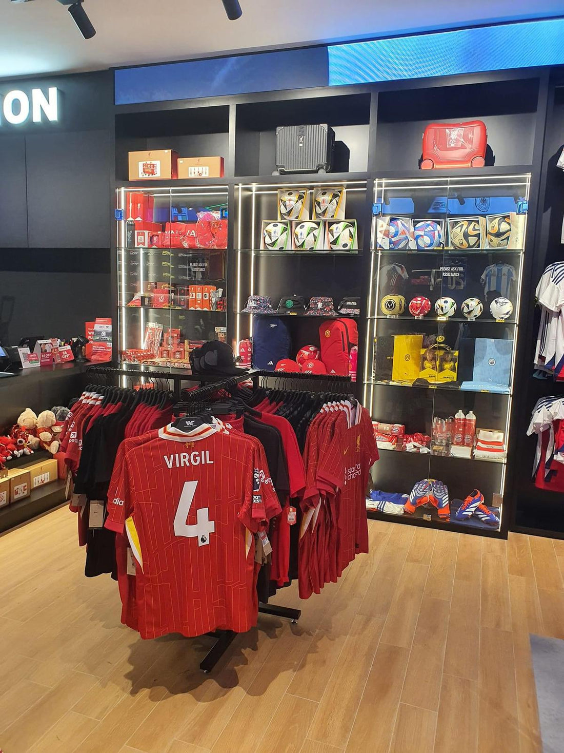 LFC x Flipper Combo at Weston Jewel Changi Airport Store